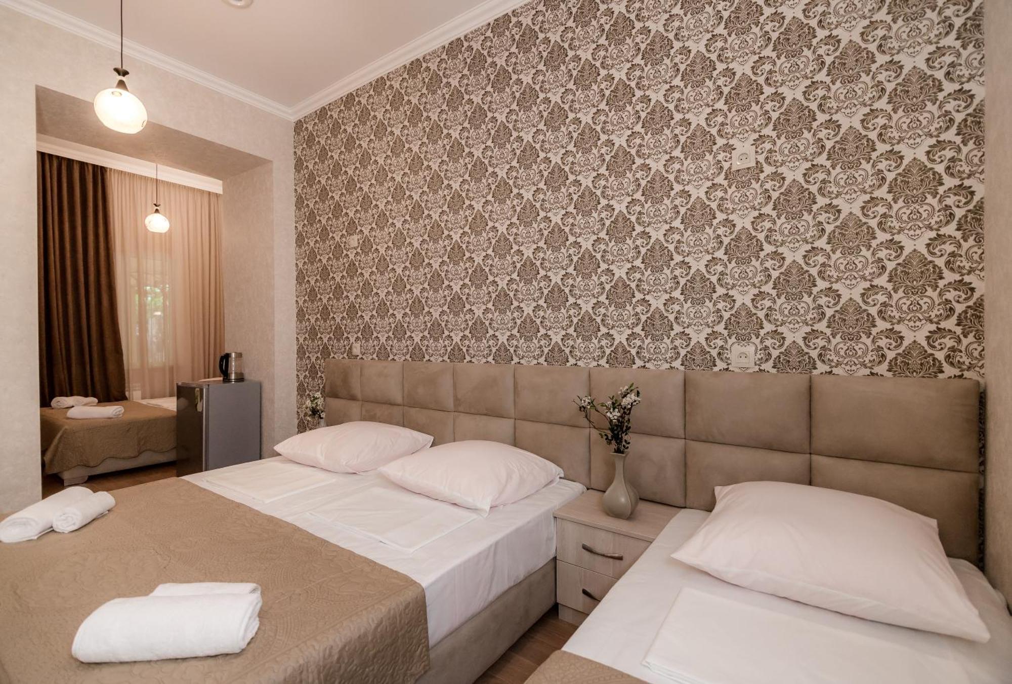 Star Hotel Tbilissi Extérieur photo
