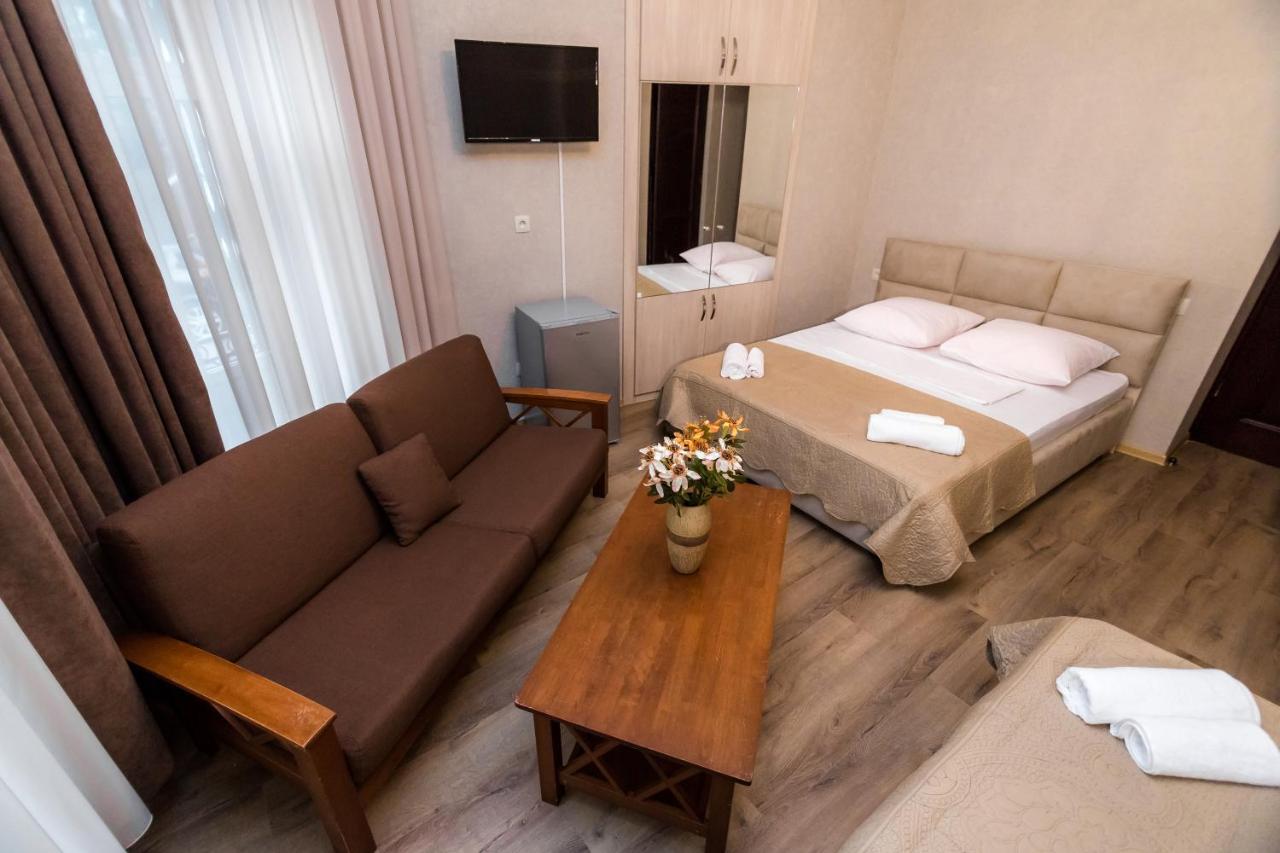 Star Hotel Tbilissi Extérieur photo