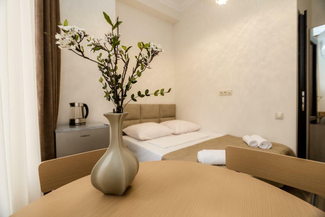 Star Hotel Tbilissi Extérieur photo