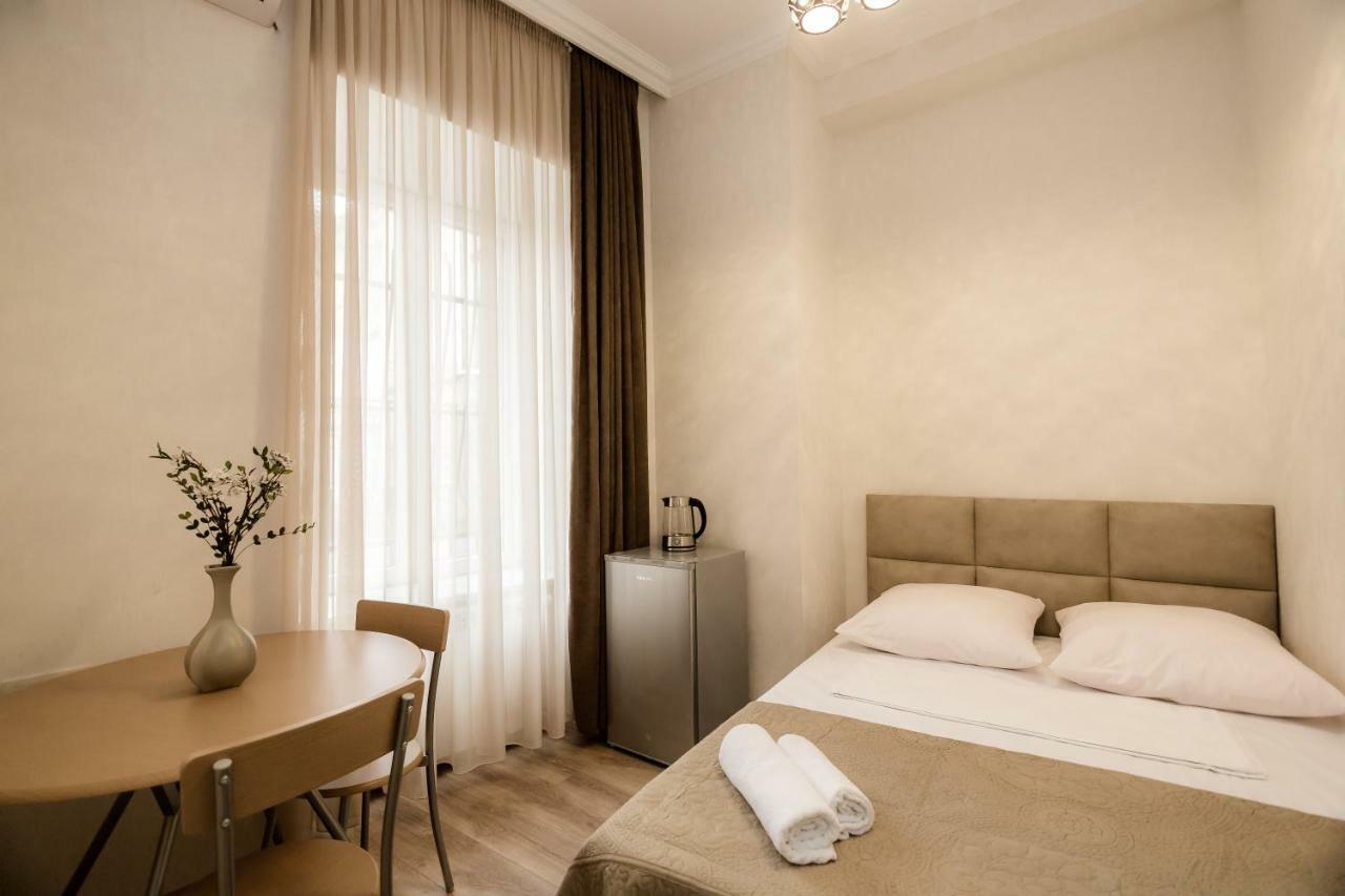 Star Hotel Tbilissi Extérieur photo